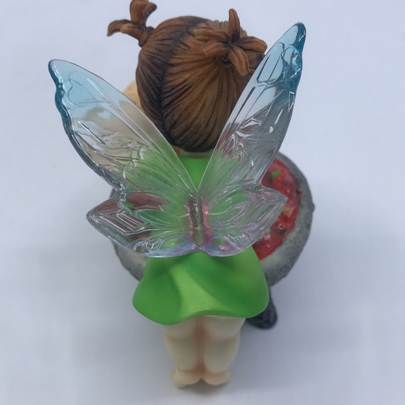 Enesco Kitchen Fairies “Salsa Fairy” - Picture 9 of 9